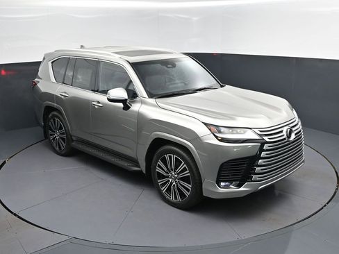 New 2026 Lexus LX 600 4WD w/ Luxury Package image 1