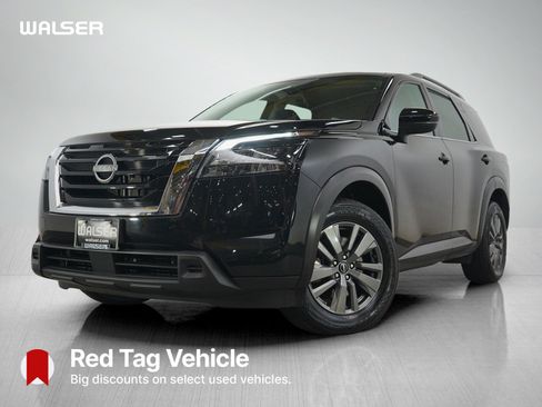 Used 2025 Nissan Pathfinder SV AWD/4WD image 1