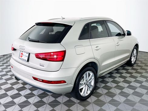Used 2018 Audi Q3 2.0T Premium Plus w/ Premium Plus Package AWD/4WD image 9