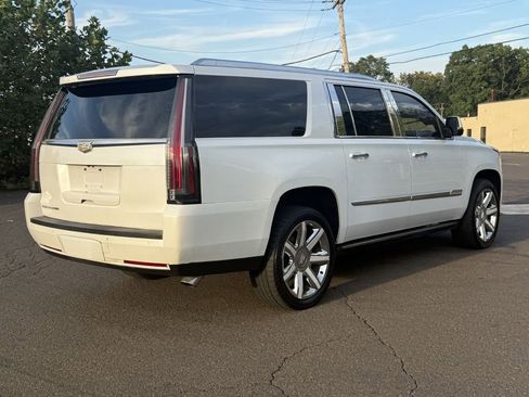 Used 2016 Cadillac Escalade ESV Platinum image 12