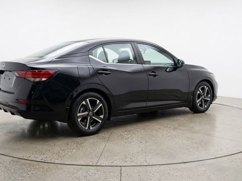 Used 2025 Nissan Sentra SV FWD image 9