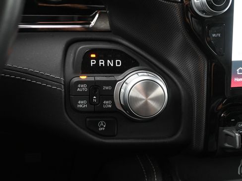 Used 2025 RAM 1500 Limited image 22