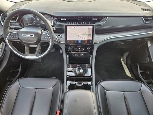 Used 2023 Jeep Grand Cherokee L Limited image 25