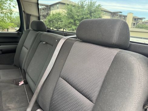Used 2011 Chevrolet Silverado 1500 LT AWD/4WD image 13