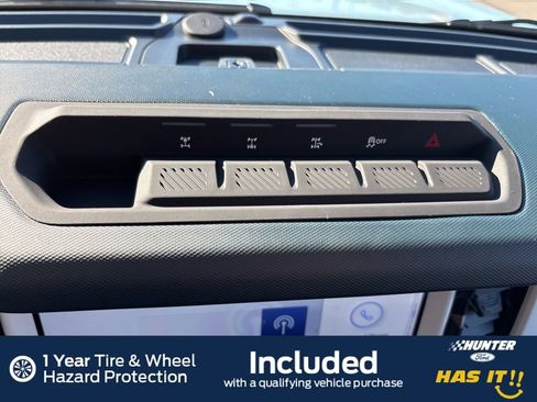 New 2025 Ford Bronco Heritage Edition image 11