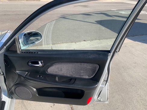 Used 2002 Hyundai Sonata FWD image 12