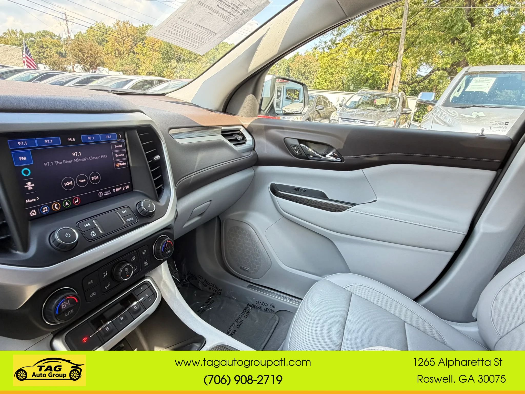 Used 2020 GMC Acadia SLT w/ Driver Alert Package II FWD image 20