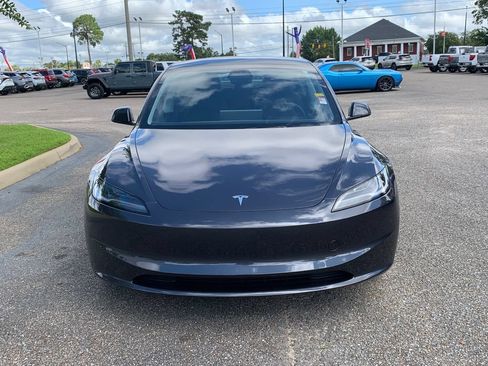 Used 2025 Tesla Model 3 Long Range RWD image 3