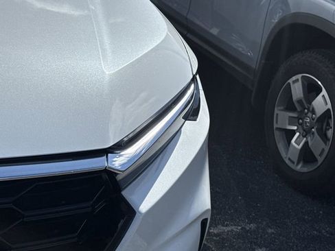 Used 2023 Honda CR-V EX-L image 4