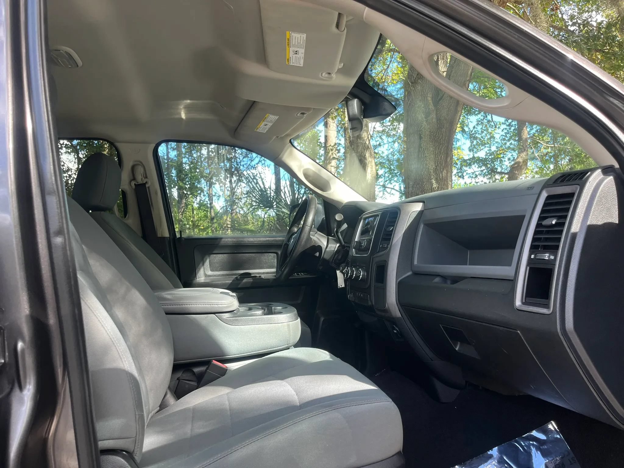 Used 2018 RAM 3500 Tradesman w/ Chrome Appearance Group AWD/4WD image 18