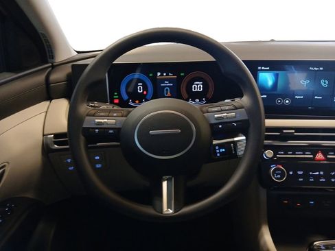 New 2026 Hyundai Tucson SEL image 12