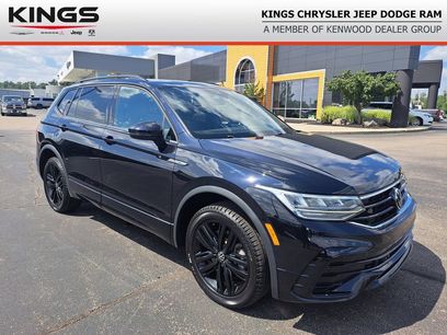 Used 2022 Volkswagen Tiguan SE R-Line