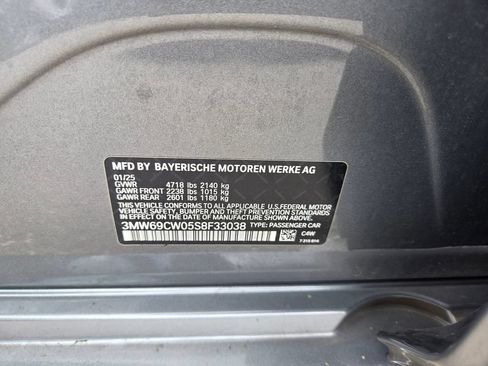 Used 2025 BMW 330i Sedan w/ Convenience Package RWD image 34