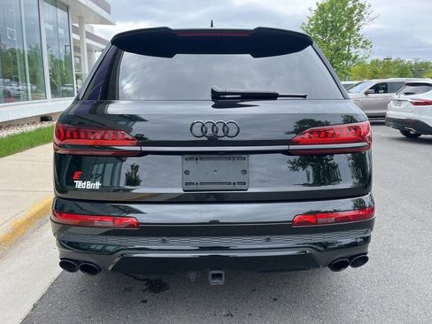 Used 2023 Audi SQ7 Prestige AWD/4WD image 8