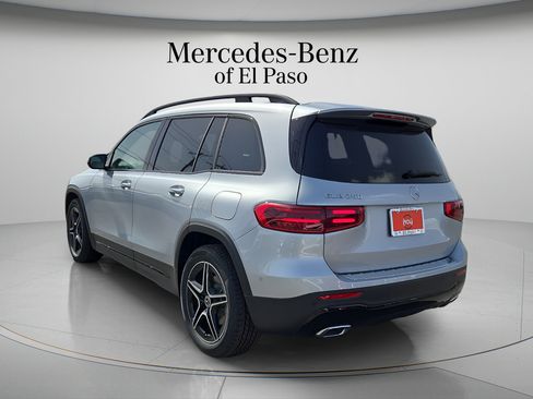 New 2026 Mercedes-Benz GLB 250 image 4