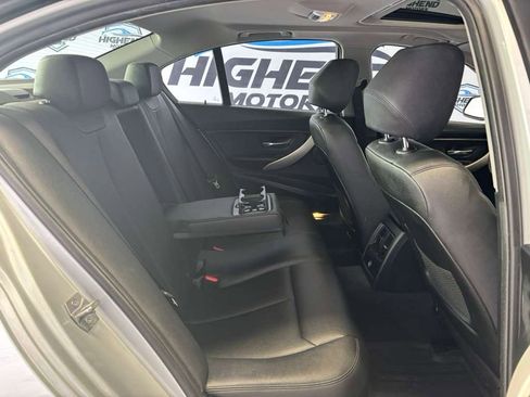 Used 2018 BMW 320i xDrive Sedan w/ Convenience Package image 20