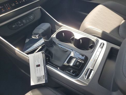 New 2026 Kia Carnival SX FWD image 19