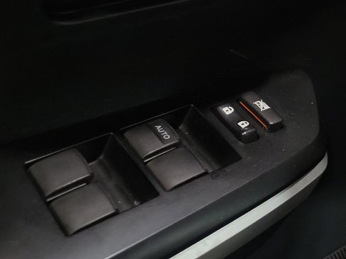 Used 2015 Toyota Tundra SR5 image 27