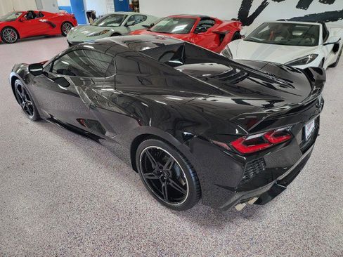 Used 2022 Chevrolet Corvette Stingray Premium Conv w/ Z51 Performance Package image 8