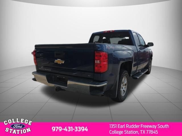 Used 2017 Chevrolet Silverado 1500 LT w/ All Star Edition AWD/4WD image 6