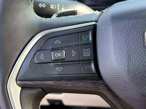 Used 2022 Jeep Grand Cherokee Limited 4xe image 21