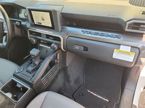 Used 2025 Toyota Tacoma SR5 image 26
