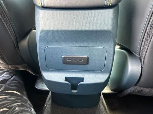 New 2025 Ford Maverick Lobo image 17