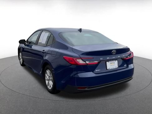 Used 2025 Toyota Camry LE image 11