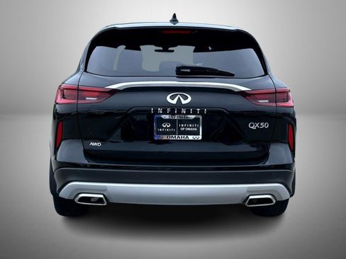 Certified 2025 INFINITI QX50 Pure image 6