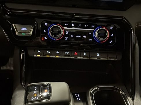 New 2026 GMC Sierra 1500 AT4 w/ AT4 Premium Package image 28