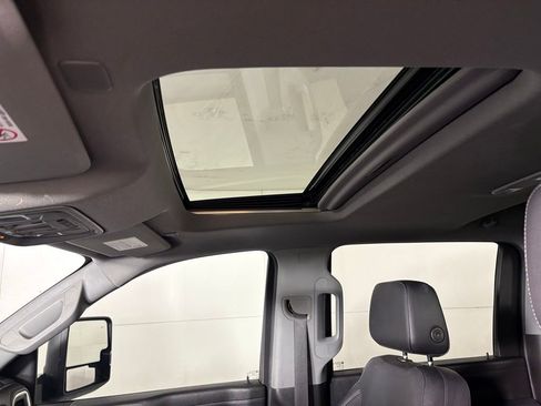 Used 2021 Chevrolet Silverado 3500 LTZ w/ LTZ Premium Package image 41