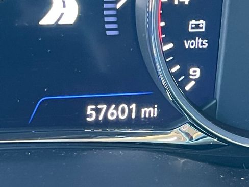 Used 2023 GMC Acadia Denali image 23