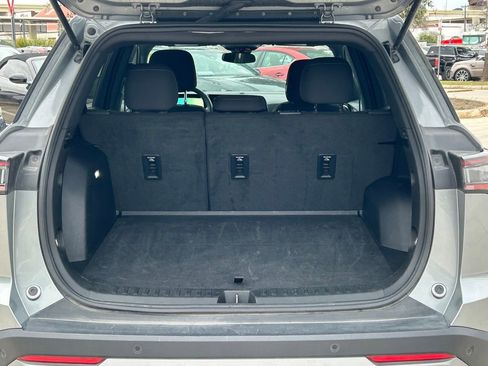 Used 2025 Chevrolet Equinox LT image 13