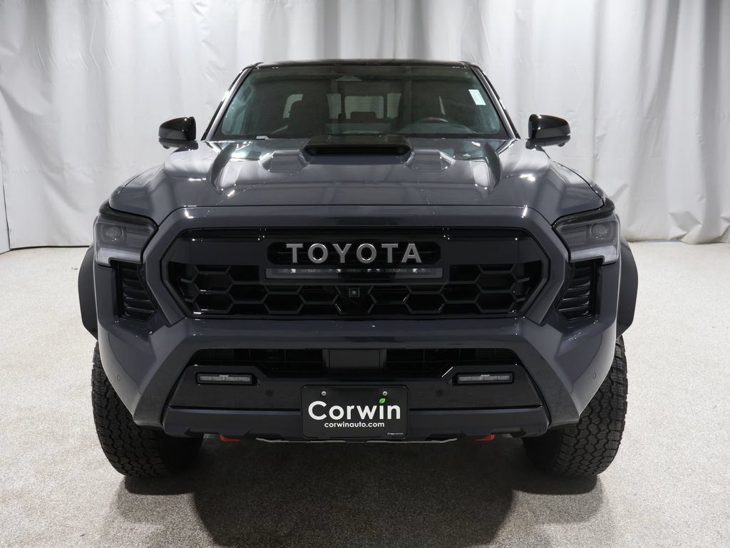 Used 2025 Toyota Tacoma TRD Pro w/ Tow Tech Package AWD/4WD image 9