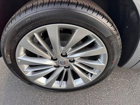 New 2026 Buick Envision Avenir image 13