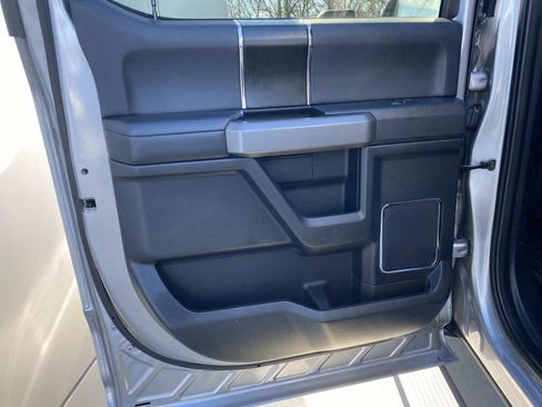 Used 2020 Ford F150 Platinum w/ Equipment Group 701A Luxury image 12