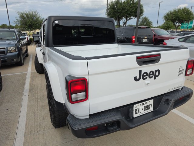Used 2022 Jeep Gladiator Sport AWD/4WD image 3