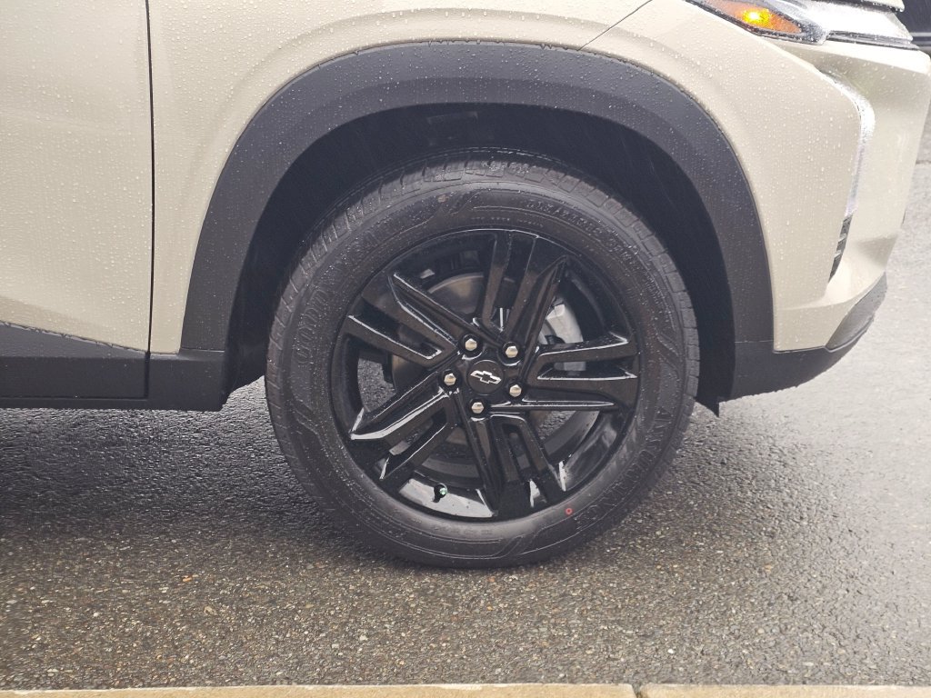 New 2026 Chevrolet Trax ACTIV w/ Driver Confidence Package FWD image 9