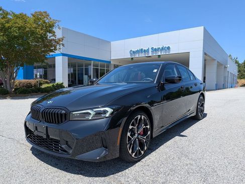 Used 2025 BMW 330i Sedan w/ M Sport Package RWD image 4