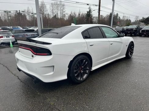 Used 2020 Dodge Charger Scat Pack w/ Navigation & Travel Group image 5