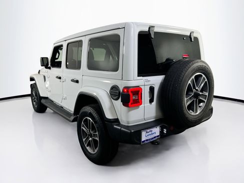 Used 2023 Jeep Wrangler Sahara w/ Safety Group image 7