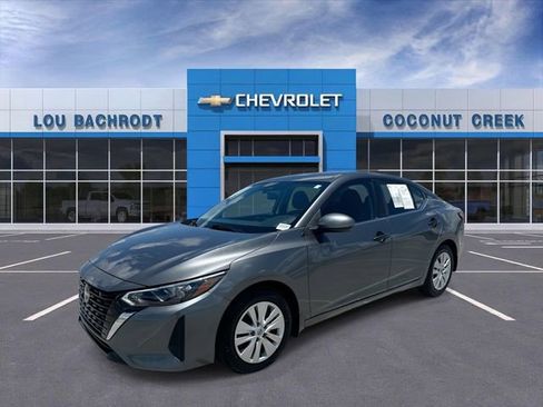Used 2025 Nissan Sentra S FWD image 4