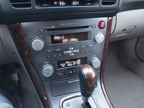 Used 2007 Subaru Outback 2.5i Limited image 23