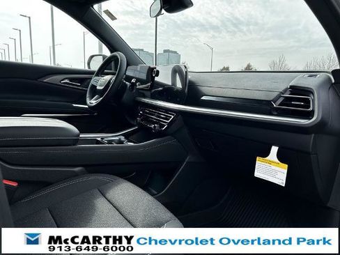 New 2026 Chevrolet Traverse LT image 28