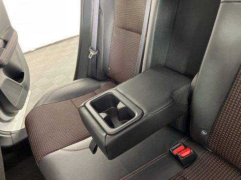 Used 2025 Nissan Kicks SR FWD image 37