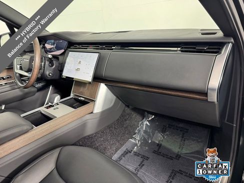 Used 2025 Land Rover Range Rover Autobiography AWD/4WD image 32