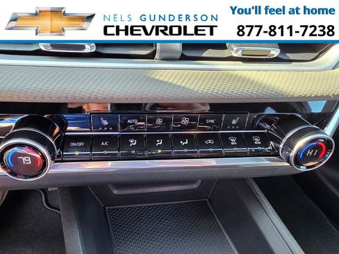 New 2026 Chevrolet Equinox LT w/ Convenience Package II AWD/4WD image 24