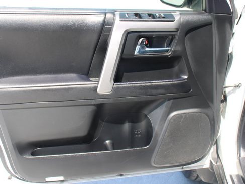 Certified 2022 Toyota 4Runner SR5 RWD image 11