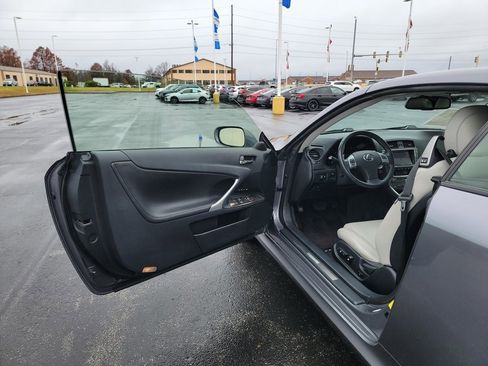 Used 2012 Lexus IS 350C image 14
