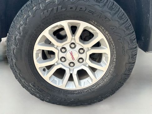Used 2022 GMC Sierra 3500 SLE w/ SLE Convenience Package AWD/4WD image 33